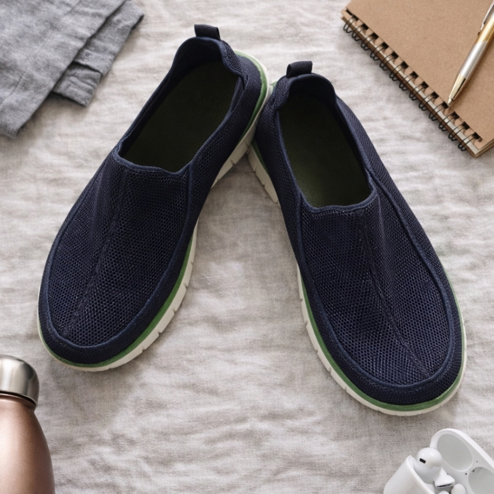 LANDS' END SLIP-ON MESH‎ SHOE